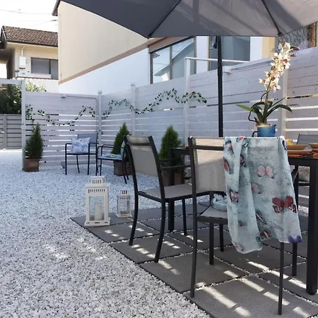 La Casa Di Marty Per 6 Apartment Torre del Lago Puccini